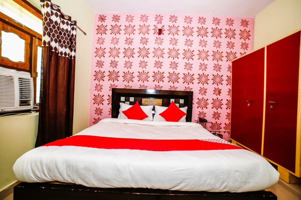Oyo 23367 Farmsgreen Resort And Restaurant Orchha Extérieur photo